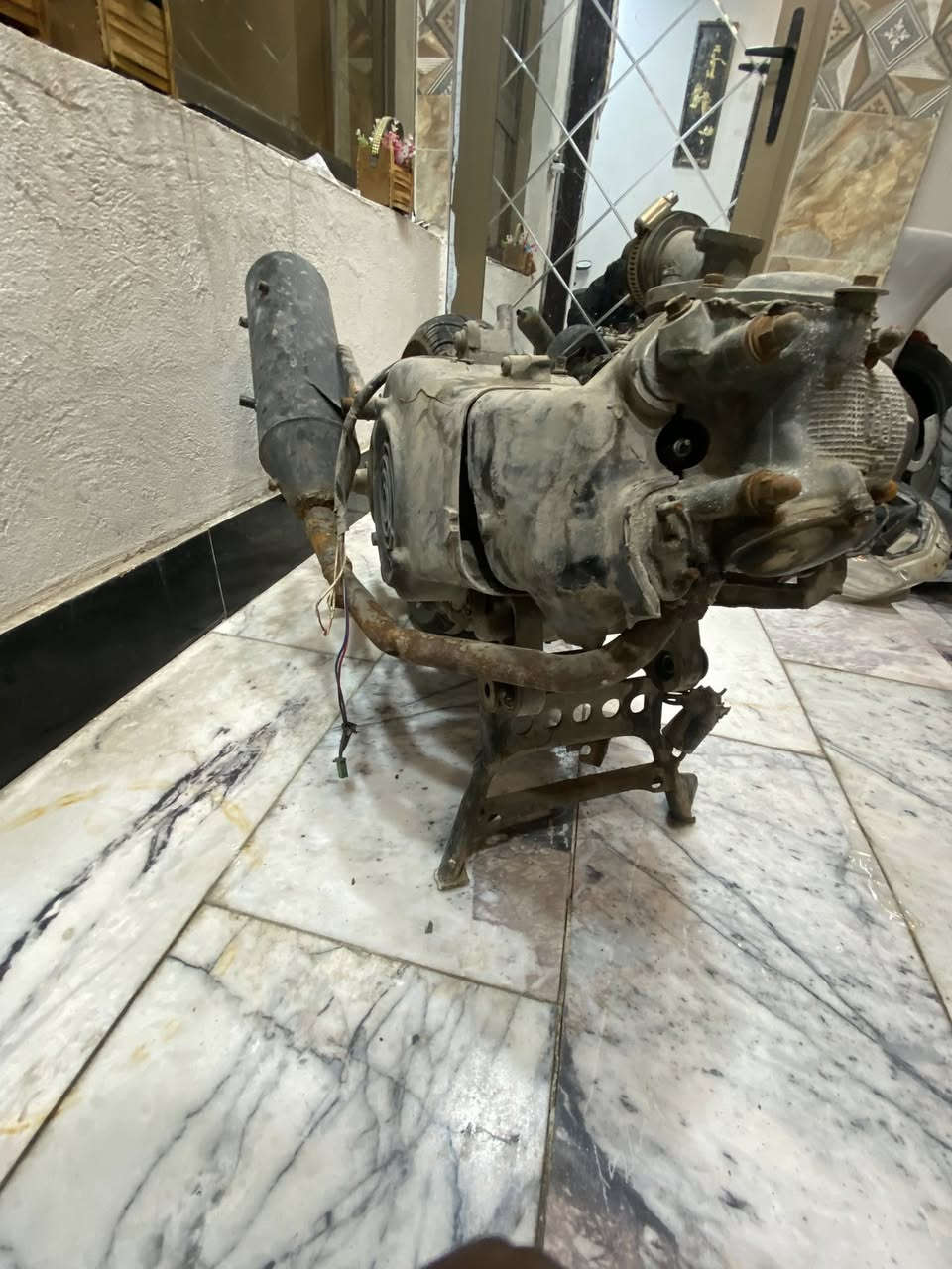 للبيع مكينه سكنس فحل ب ١١٠ الف وبيها مجال  المكان جميله العقيله زينب شراي تعال خاص ***********
