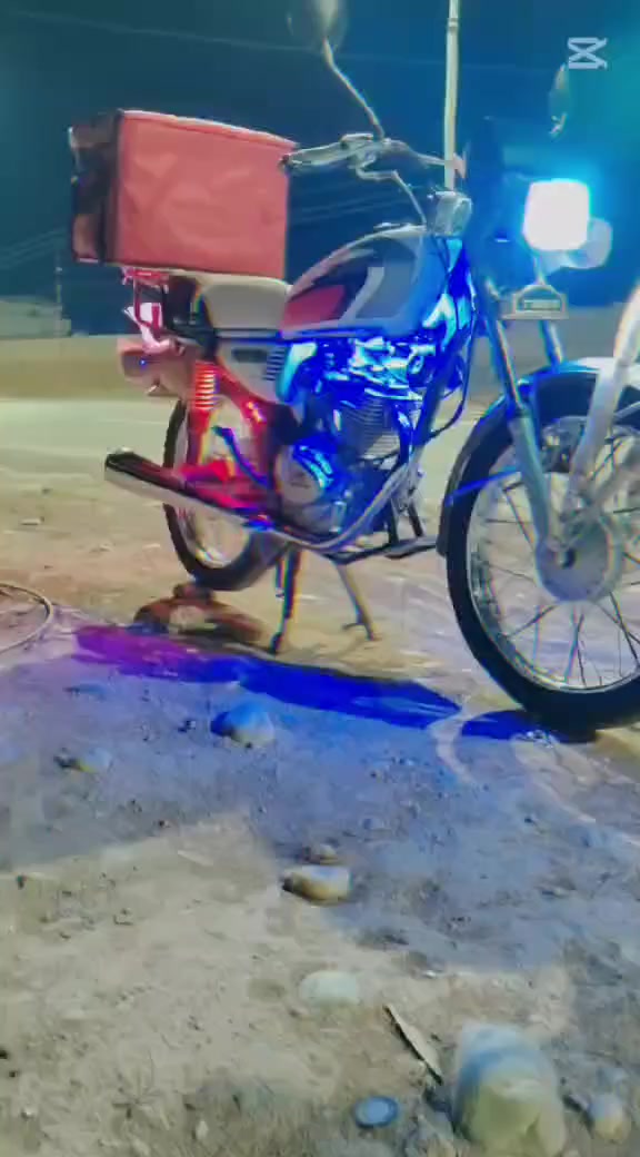 السلام وعليكم دراجه رابيدو موديل 23 محرك ما مفتوح شلعه معدل محرك حرفR عل 1و2 و3ترفع اصولي مو كلك دراجه مضمونه ومكفوله الدراجه هسه بلاديه تريدها بلاديه ابيعك بلاديه تريد حربي ابيع حربي ومع العلم تعميرتها همين للبيع غراضها مكاني صلاح الدين الشرقاط ذني صورها من جانت حربيه وهسع بلاديه


**إذا كنت صاحب هذا الإعلان وتريد حذفه لأي سبب، رجاءا أرسل رسالة إلى الدعم الفني**