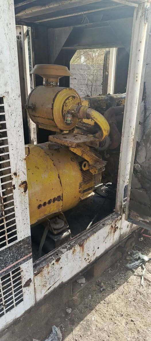 سكانيا للبيع شغال توليد 200كيفي نقص بس راديتر المكان ديالى ناحيه العضيم للاستفسار ***********
