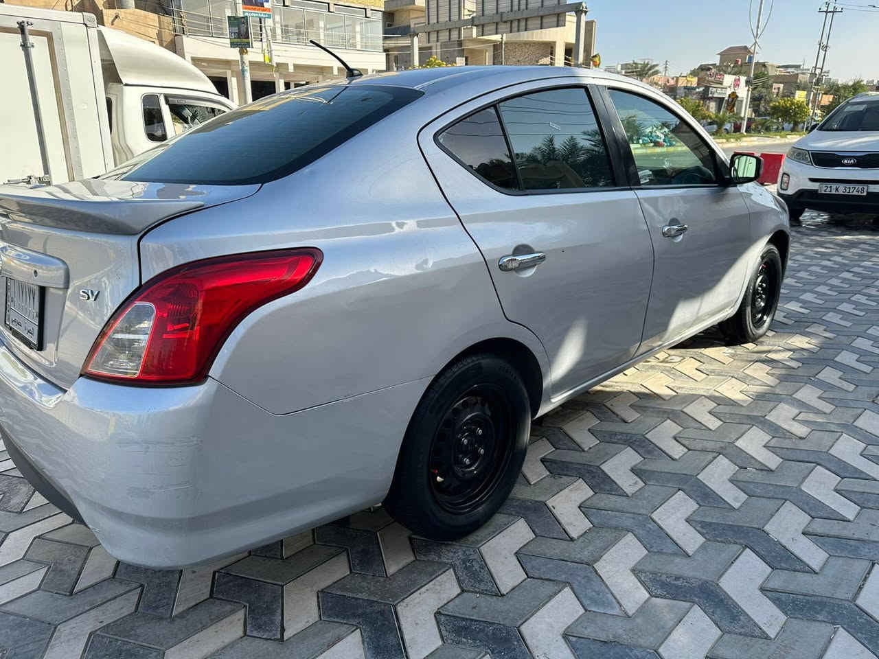 سلام عليكم رمضان كريم انشاء الله
نسيان فيرسا موديل 2018 جاهزه السياره من كلشي رقم بصره انكليزي بااسمي لون سلفر السعر 95  ذي قار مركز  ***********
