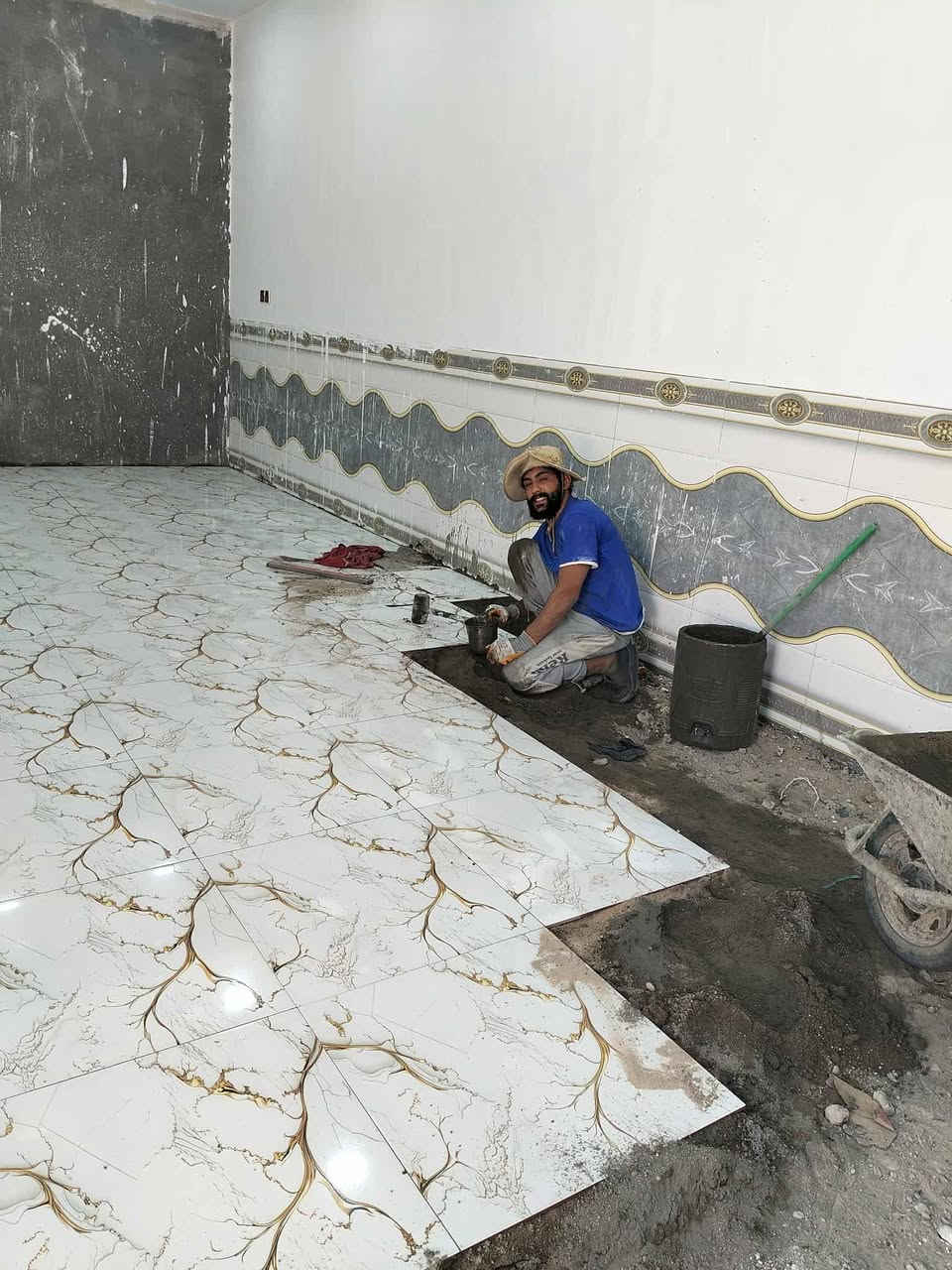 خلفه سراميك ومرمر وكاني ناصريه متفرغ ***********..... ***********
