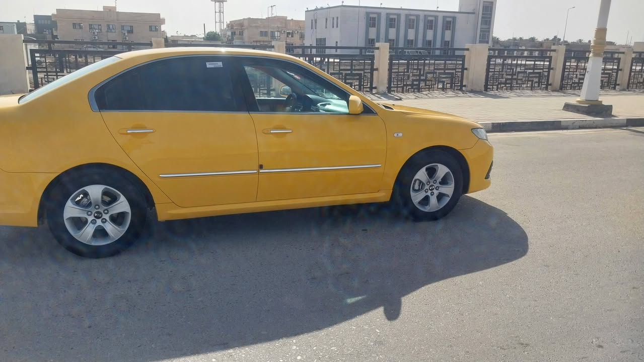 السلام عليكم كيا اوبتما ٢٠٠٩ خليجي مكفولة من ضربة وتبديل جاهزه من كلشي مكينة٢٠٠٠ وكير وحدادية وتخم تاير وتبريد والهيئة مصفره بسمي تحويل مباشر السعر 118 وبية مجال قليل للاستفار اكثر اتصل ع رقم ***********وافحص وين ميعجبك مكان سياره سماوة مركز
