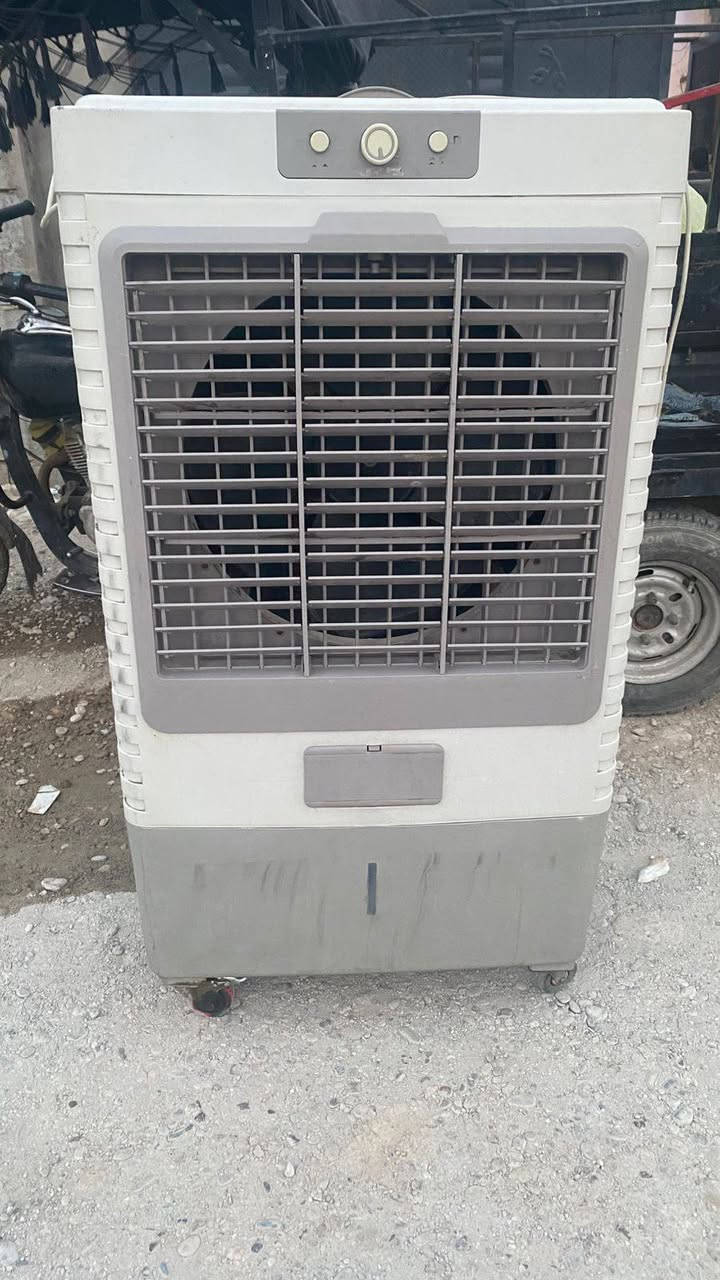 كونفير بشرط سعر 85وبيه مجال


**إذا كنت صاحب هذا الإعلان وتريد حذفه لأي سبب، رجاءا أرسل رسالة إلى الدعم الفني**