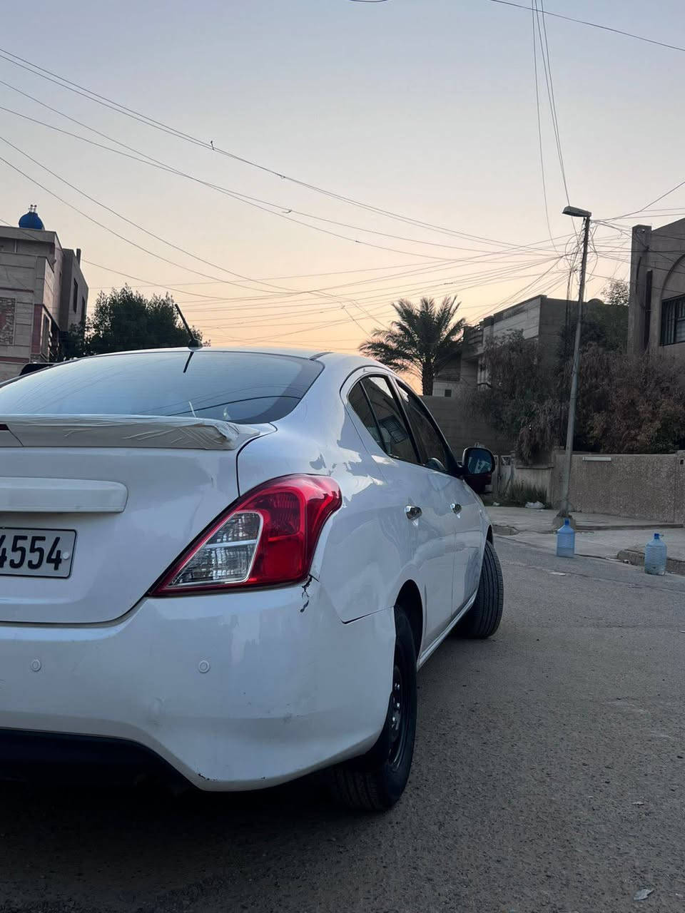 سلام عليكم نيسان سني هندي موديل 2018 بليتة زركة ماشية 118الف
***********
