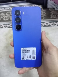 مبايل للبيع نضيف ويا غراضة كاملة سعرة 160 وبي مجال هاذه رقم 0777332027...