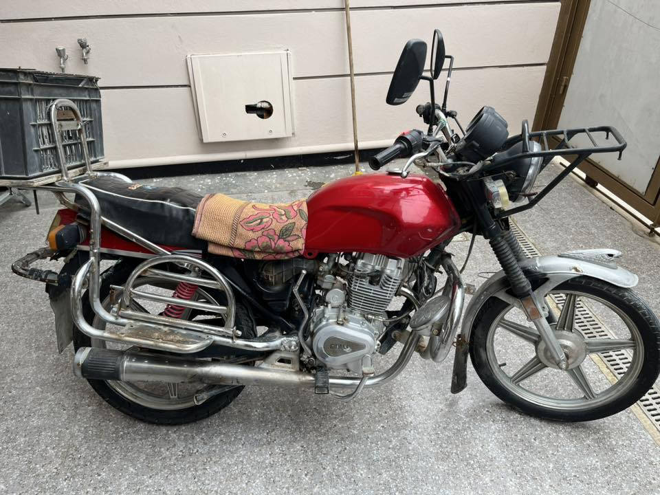 فيوم نفخ للبيع مديل ١٦ اوراق اصولي دراجه نضيفه اي نقص مابيه مكينه نضيفه مكان كربلاء الحسينيه سعر ٦٥٠وبيه مجال للشراي الاستفسار ***********￼￼
