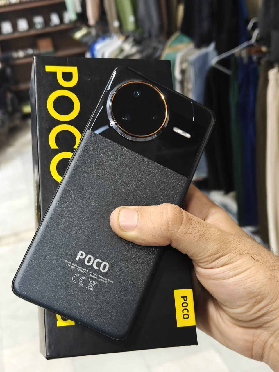 يارزاق
 متاح بوكو اف7 الترا
  ذاكرة  512/12
غراض كامله/مستخدم شي بسيط
ببجي 120 فريم
 معالج سناب دراكون8 ايليت
 السعر  690
 *********** 
***********
 مكاني محاويل يتوفر توصيل بابل كربلاء كربلاء, العراق
