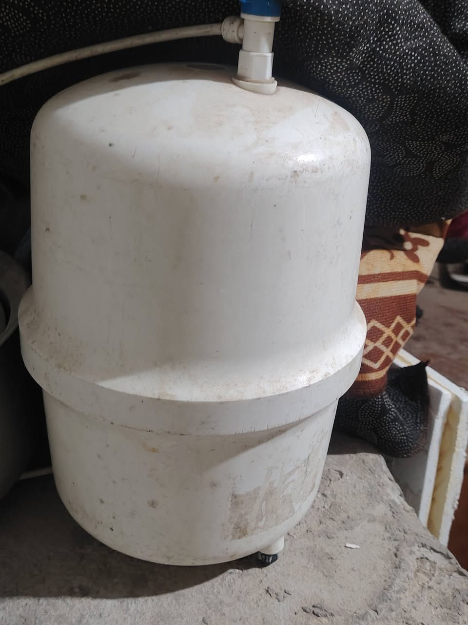 السلام عليكم  للبيع معرض تركي مع منضومه ماء شغالة المكان بابل ورديه خارج الارقام الاتصال***********.
***********.
المعرض 125.
المنضومه 30.

