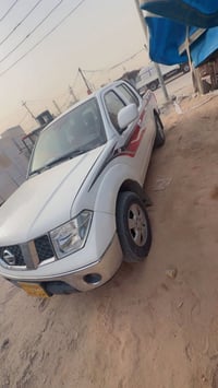 نيسان نافارا • ٢٠١٥ • رقم اربيل