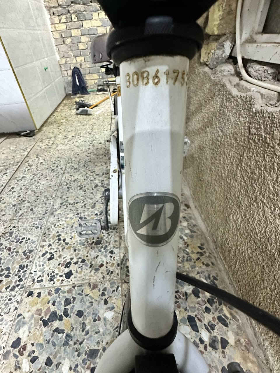 السلام عليكم بيسكل برج استون للبيع بكاني بغداد الحسينيه مال راشديه رمبه ستوني منزله الخميس منزله السعر100 الرقم ***********
