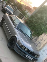 بي ام ٥٢٥i • ١٩٩٢ • جير عادي