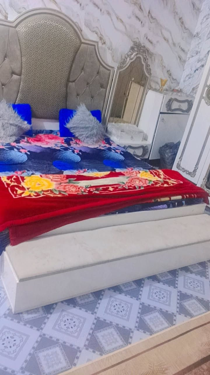 السلام عليكم غرفه تركيه نضيفه مالبيه اضرار السعر خاص ***********

