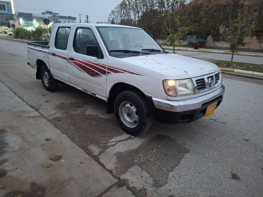 ***********نیسان دە بڵ 2003زێت جام کارە با پارچە یە کی بۆیاخە بێ ناوگردن پێشی کە پسە  سۆنە ری دانراوە سە نە وی تازە تە واوبووە ژینگە ی دراوە 4رتایە ی تازە چوارجام کارە با گێڕوومە کینە ووئە کسلووتە بریدی بە شە رتی فیتەردە عامی بۆدە عامی بە شە رت 73گڵاشوێن.هە ڵە بجە ی تازە*********** السليمانية, العراق
