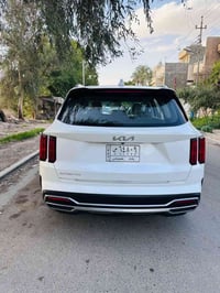 سورنتو ٢٠٢٣ سيارة جديدة ومكفولة فقط حالوب قليل  ماشية ١٦ الف بعدها بوض...