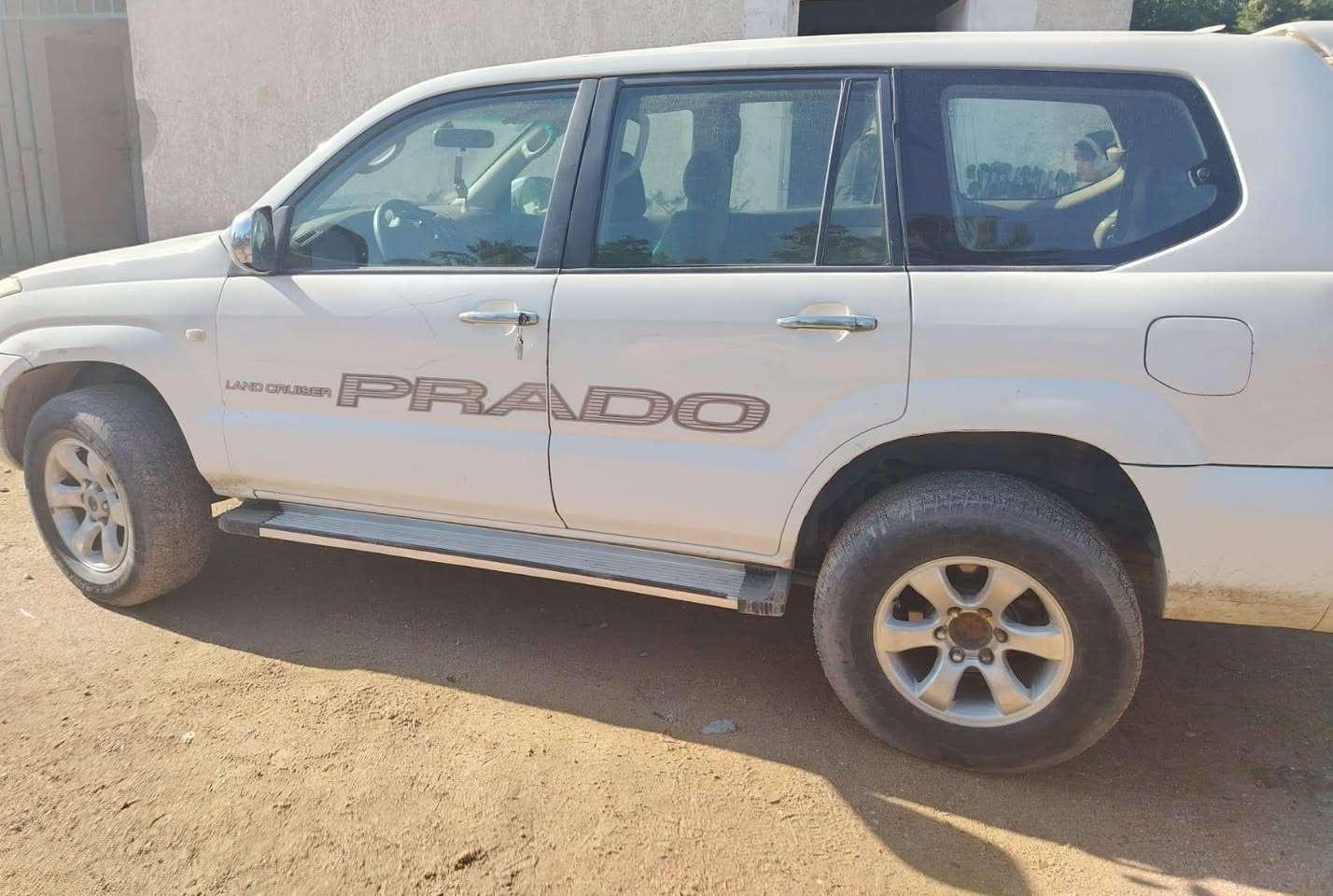 برادو موديل 2007 بسمنه وهاذ رقمي ***********
