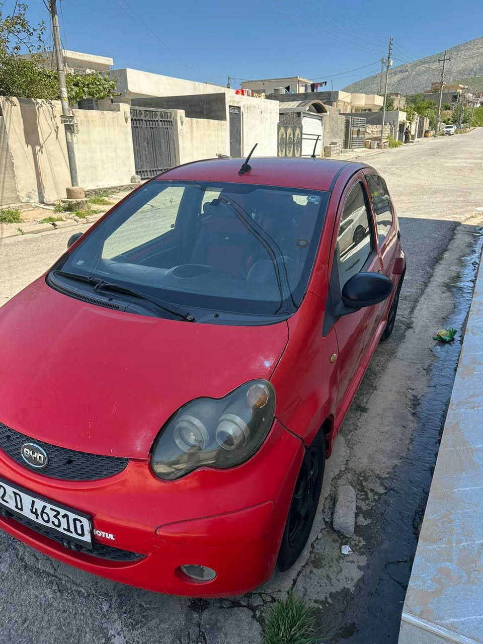* جۆری سەیارە: BYD F0
3 پستون 
* ساڵی دروستکردن: ٢٠١١ڕەنگ: سوور
* دۆخی بۆیە: بێ بۆیەیە،      
    * ناوەوەی زۆر پاکە و بێ کێشەیە مەکینە و گێر: بە شەرتە بێ دووکەڵ و بێ مەسرفە
    *  سەیارەیەکی زۆر توندوتۆڵە
* نرخ:35وەرەقە و کەمێک مەوعامەلە.
* 3 وەرەقە خەرامەی لەسەرە دوای مەعمالە دەتدەمەوە
* شوێن: سۆران.
* ژمارەی تلفۆن:
* 0750 049 21 95 سوران, أربيل
