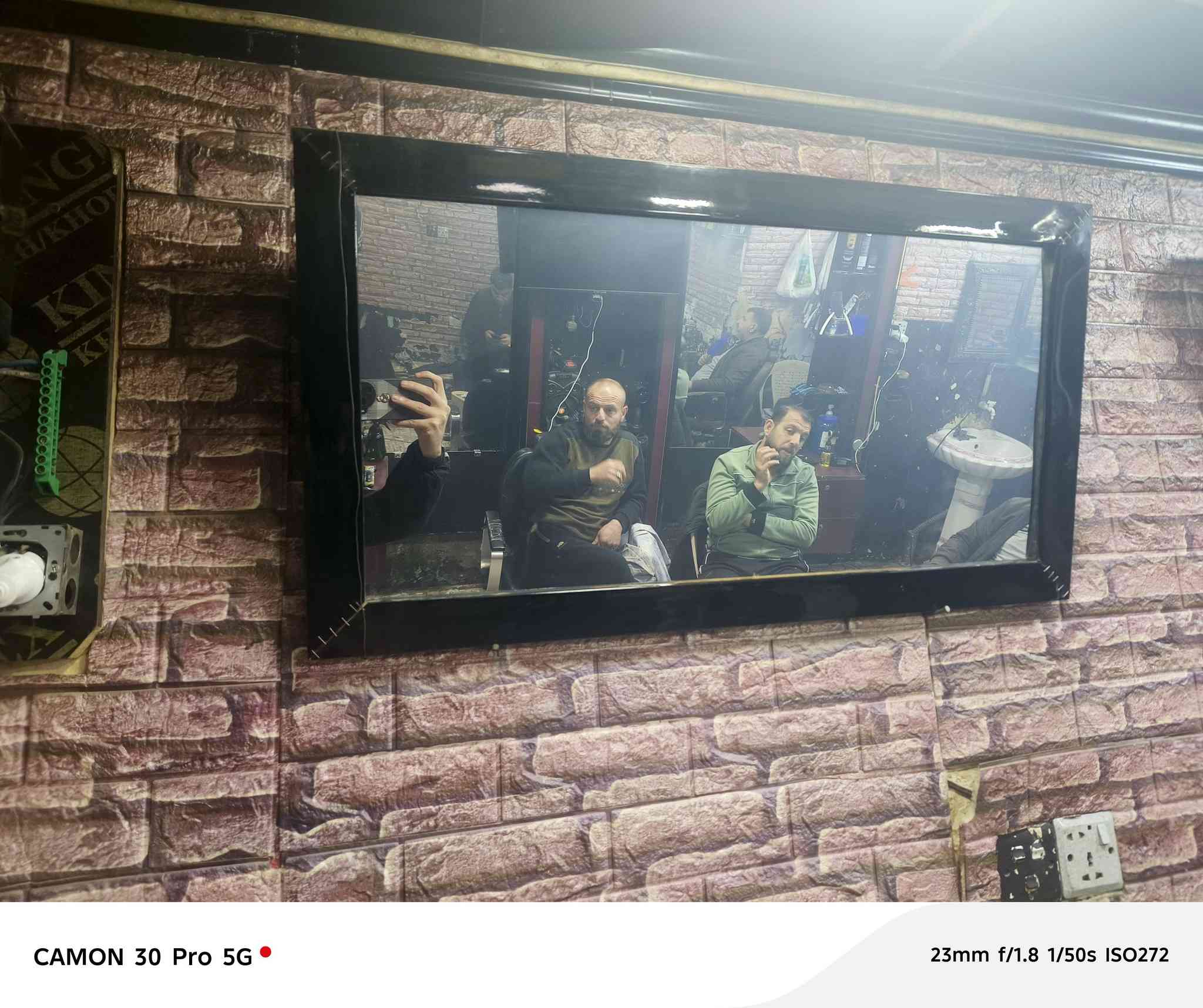 ديكور عدد ٢مع مري خلفية 
ب١٠٠ الف


**إذا كنت صاحب هذا الإعلان وتريد حذفه لأي سبب، رجاءا أرسل رسالة إلى الدعم الفني**