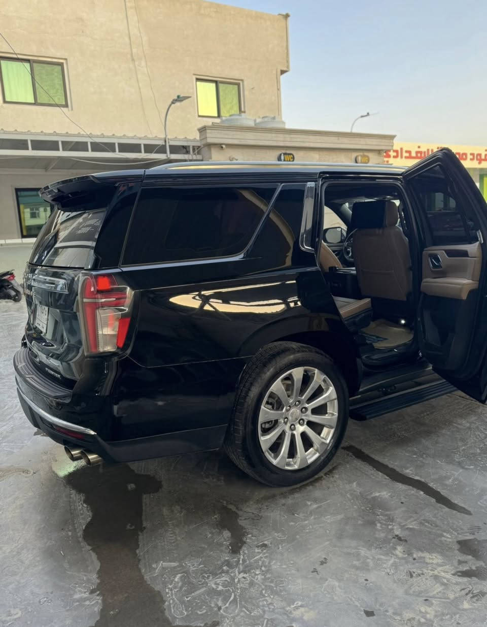 تاهو للبيع موديل 2022وكالة المنصور ماشية 70 الف السعر 50 الف دولار للاستفسار ***********
