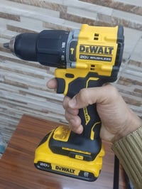 أمريكي • إلكترونيات • متوفر