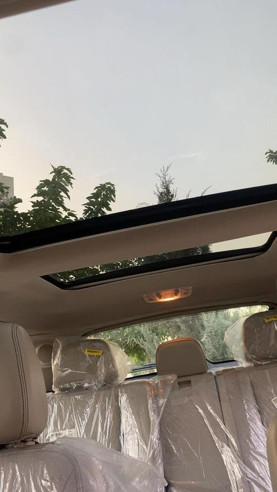 🚘 **Ford Edge Limited 2013 - Full Option** 🚘
للبيع فورد إيدج 2013 ليمتد (Full Full) بحالة الوكالة:

✅ رادار أمامي
✅ مرايا جانبية مع هيتر
✅ نظام بصمة + تشغيل عن بعد
✅ بصمة دخول للأبواب
✅ مقاعد جلد كهربائية مع ميموري
✅ المقعد الخلفي كهربائي
✅ صندوق خلفي كهربائي
✅ حساسات + كاميرا خلفية
✅ سقف بانوراما
✅ إضاءة داخلية 7 ألوان
✅ تبريد مقاعد (قطعتين)
✅ محرك 6 سلندر (V6)
✅ نظام صوت SONY الأصلي
✅  التبريد ثلاجه  مع البصمه
✅ دمامات خلفية وكالة

📌 السيارة بلادي شركة
📌 مكفولة من ناحية الشاصي والمحرك (لا فتح ولا برغي)
📌 فقط تعديل بسيط جداً جداً بالهلال الخلفي
📌 الممشى: 73 ألف فقط
📌 رقم جديد سنوي باسمي
📌 السيارة بحالة ممتازة جداً وتستحق المشاهدة

🔹 تعال شوفها بعينك، وكل شيء واضح وموجود بالسيارة.

📞 للتواصل:
***********
