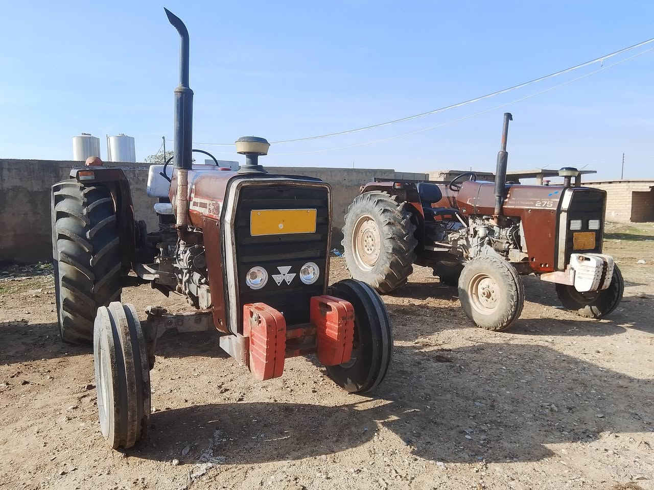 سلام عليكم ،،، للبيع تركترات عدد 2
فورگسن انگليزي 275
  سعر الوحده 9,500
گير اكسل محرك شرط 
 رقم سنويه اربيل وثاني رقم سنويه نينوى 
بدون تحويل إني أبيع كفالة من عشائر ومن حكومة 
عنوان كركوك قضاء الدبس 
***********
