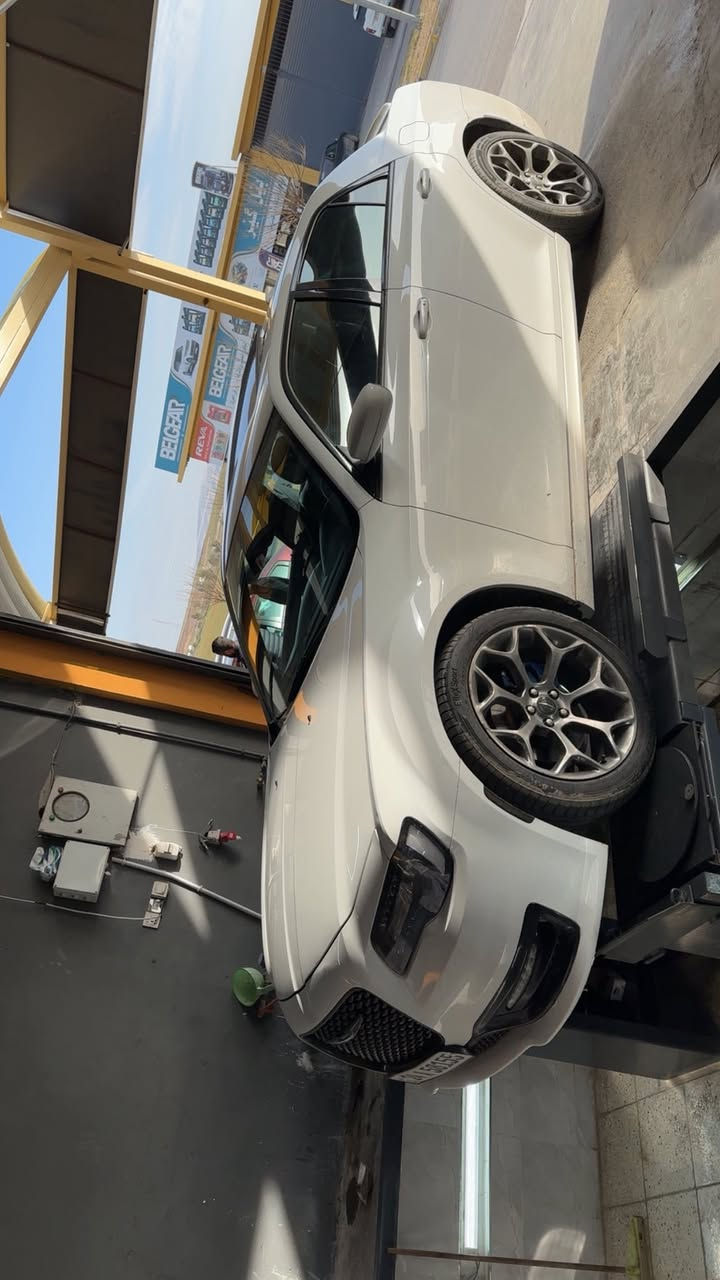 للبيع كرايسلر 300s كلين مكانين بارد فول مواصفات موديل 2017 محرك 6v ماشية ١٢٨ مايل مكان سيارة دهوك ***********

