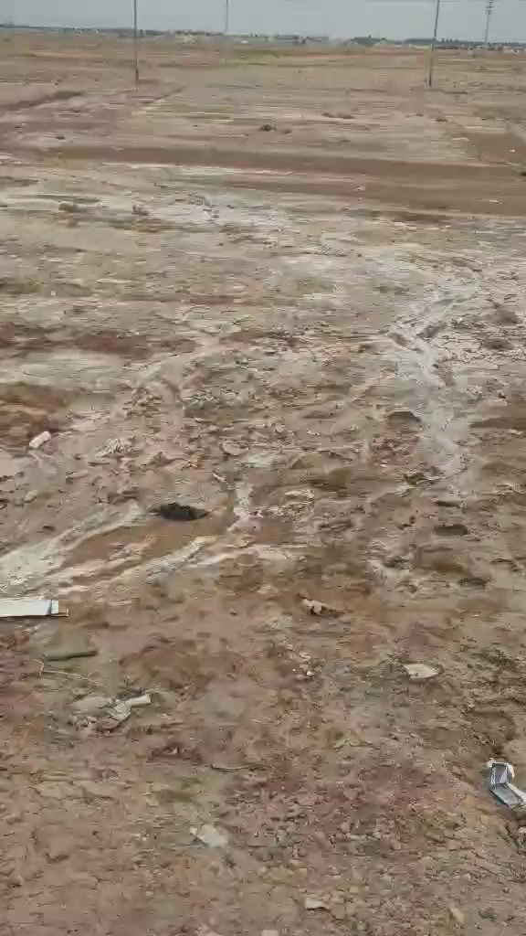 سلام عليكم قطع للبيع الاستفسار ***********
