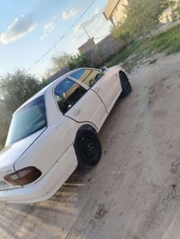 للبيع كلها شرط  كير محرك  سعرها ٢٢  مو حره  07824989275