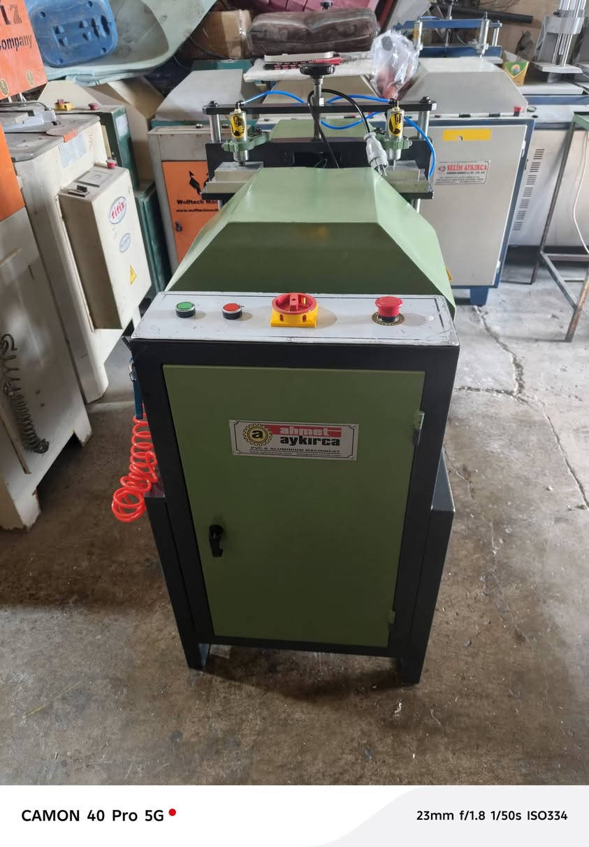 معمل احمدي سنكل لل بيع المكان سليمانية يوجد توصيل لعد جميع المحافظات العراق ***********
