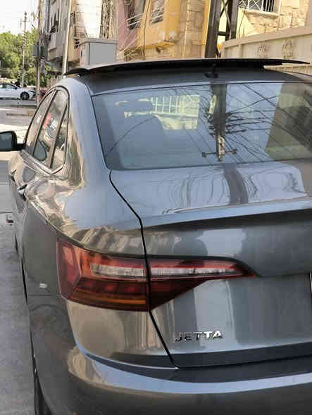 السلام عليكم
جيتا 2019 مواصفات se
رقم بغداد الدولي بأسمي 
محرك 1.4T 
حادث جاملغ امامي فقط وبارد بالباب 
بدون دواخل
ايرباك برده فقط
بصمه 
بانوراما
رادار امامي و جانبي
نقطه عمياء
داخل جلد وتدفئة بالكشنات 
شاشة أبل كار وكامره خلفية
هاندبريك دكمه
لايت وبك لايت LED
مكاني بغداد السيدية 
الاتصال ***********
