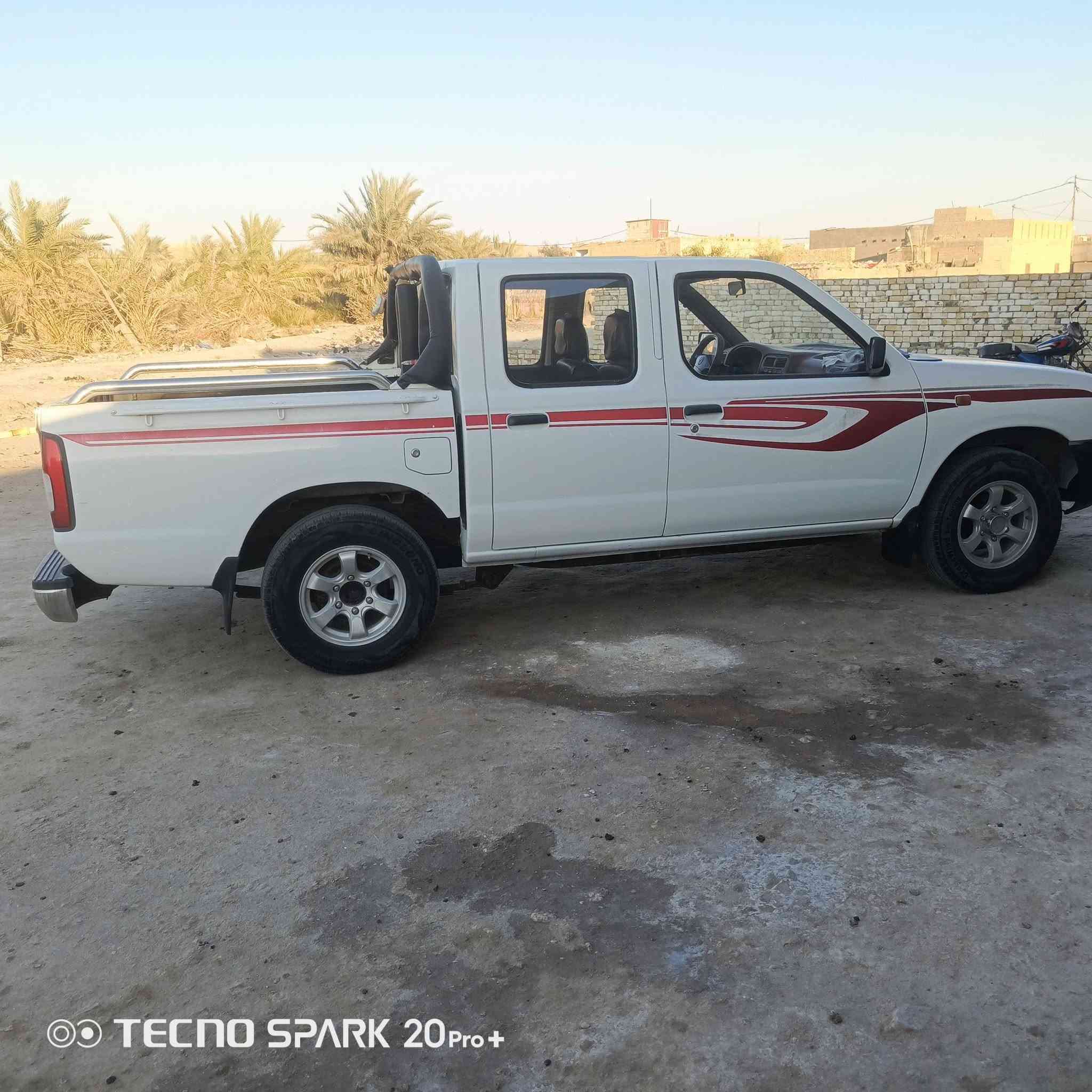 نيسان صيني
رقم مثنى سنويه جديده سياره مكفوله 
ماشيه 90 سعر 78وبيه مجال 
***********
