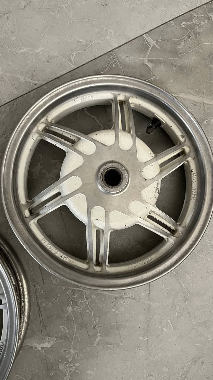 للبيع زوج نجمة بعدهن بجيس مكاني دورة شراي يتصل ***********
