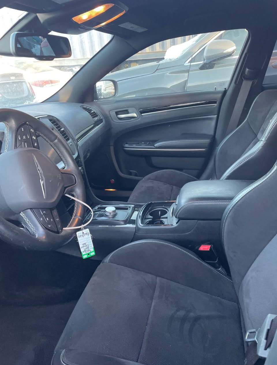 اوباما 2017  S فول 1/1 رادار امامي كشنات شمواه 
مرقم ضباط ميسان
 مشحونه للعراق مباشر 
السعر 235 مرقم تستلم 
***********  مهندس حيدر 
مدة وصولها 45 يوم
