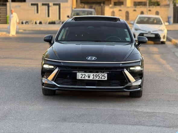 هونداي سوناتا شكل جديد SEL PLUS
للبيع سوناتا موديل 2024 فول مواصفات 

حادث الدعامية الامامي بدون ايرباك 

موضح بالصور 

وبيه من امريكا باب الجنطة صبغ امريكي 

راديترات تبريد وماء وبدنه بلادي على وضع الشركة 

سعر 160ورقة 

***********

بصمة تشغيل وابواب بصمة وتشغيل عن بعد 

حجم محرك 2500

فتحة بانورامية 

تليفون شحن لاسلكي 

هاند بريك بصمة 

شاشة ديجيتال متصل 

تبريد شاشة لمس منفصل مناخ

كشن كهرباء وهيتر بالكشنات

انارة داخلية led 

لايت زينون عالي ناصي 

سيارة جديدة بمعنى الكلمة ماشية 15 الف

رقم اربيل الجديد وكالة او تحويل حاظر 

مكان السيارة بغداد الكرخ حي الأطباء
