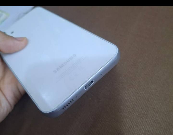 للبيع السعر 150 سامسونك ما مستعمل  ابد ويه كورتونه مالته والشاحنه والكفر وكامل ملحقاته. ويوجد توصيل. والتوابل خاص


**إذا كنت صاحب هذا الإعلان وتريد حذفه لأي سبب، رجاءا أرسل رسالة إلى الدعم الفني**