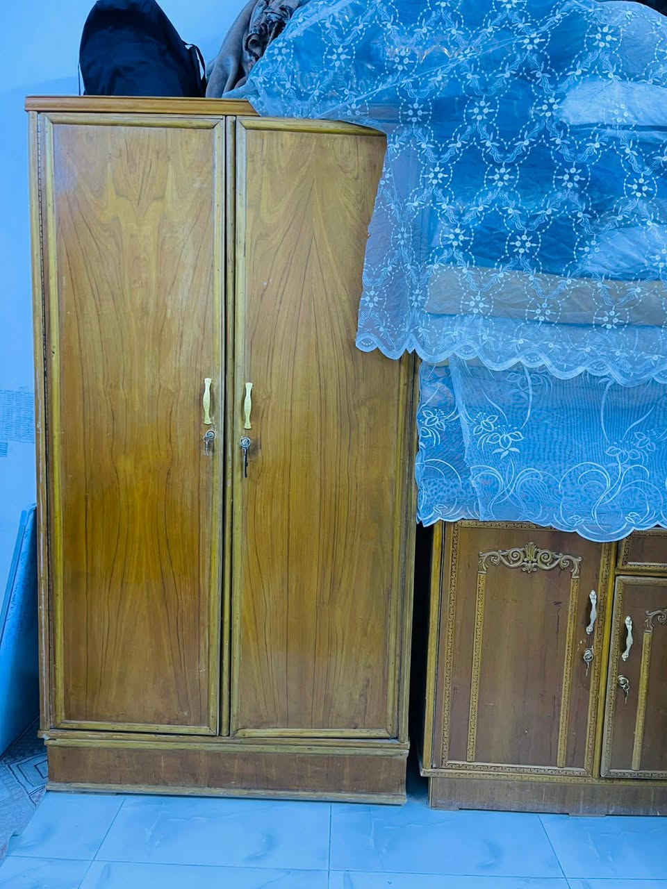 لبيع تخم وغرفه وبوفيه وكنتور 
مكان مدينه


**إذا كنت صاحب هذا الإعلان وتريد حذفه لأي سبب، رجاءا أرسل رسالة إلى الدعم الفني**