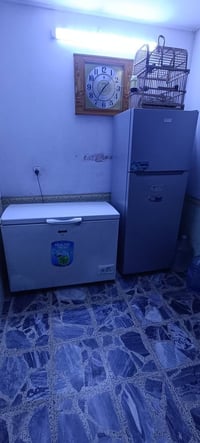 للبيع ثلاجه حجم كبير ومجمده حجم 16 قدم مكان بغداد كماليه  07821908090
