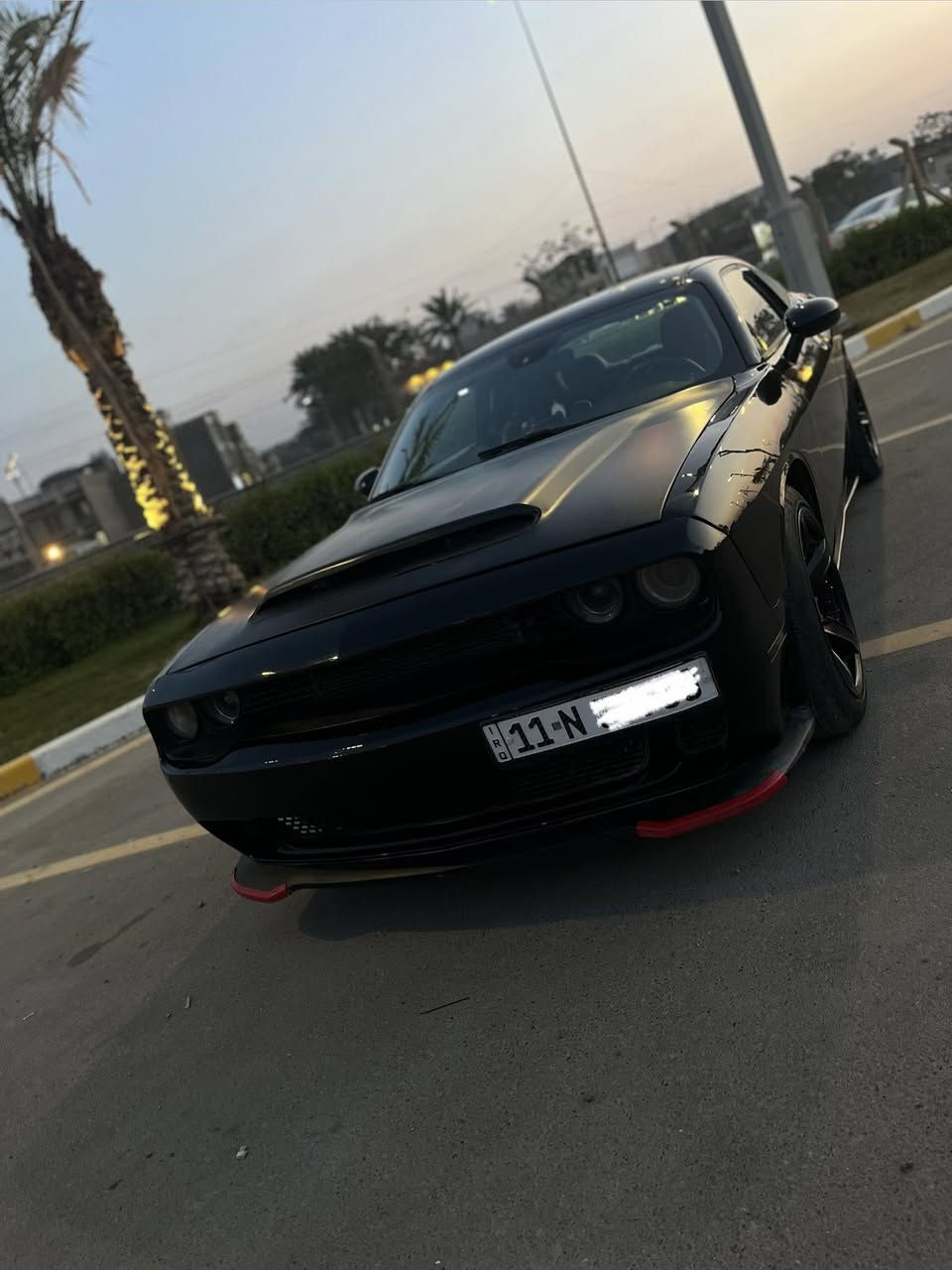 سلام عليكم 
جالنجر 2018 مواصفات GT ماشية 85
ويل 20 نجمة 
كار بلي 
انارة اوتو 
كشنات جلد 
نضام sport 
مرايات تعتيم 
والمواصفات معروفة 
حادثه جاملغات ثنين فقط الامامية  موجود صور بالمنشور  بنيد محدث ديموند
سعر 147 بيه مجال 
عنوان بغداد ***********
