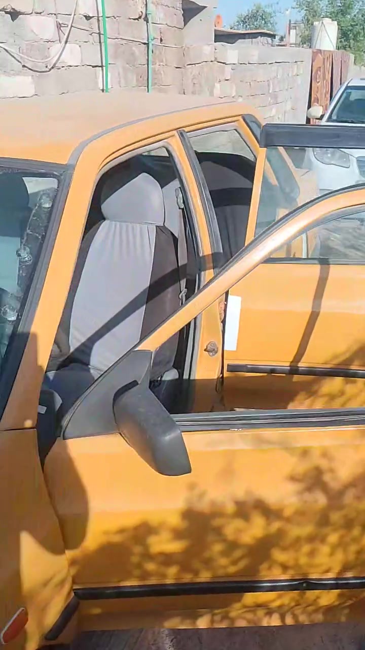 سلام وعليكم سايبه موديل 12 مكينه خير من الله بعدهه عل سحك سياره جاهزه من كلشي فقط الكير البك يفلت مكاني بغداد الدوره هورجب السنويه ال28 بسمنه ***********

