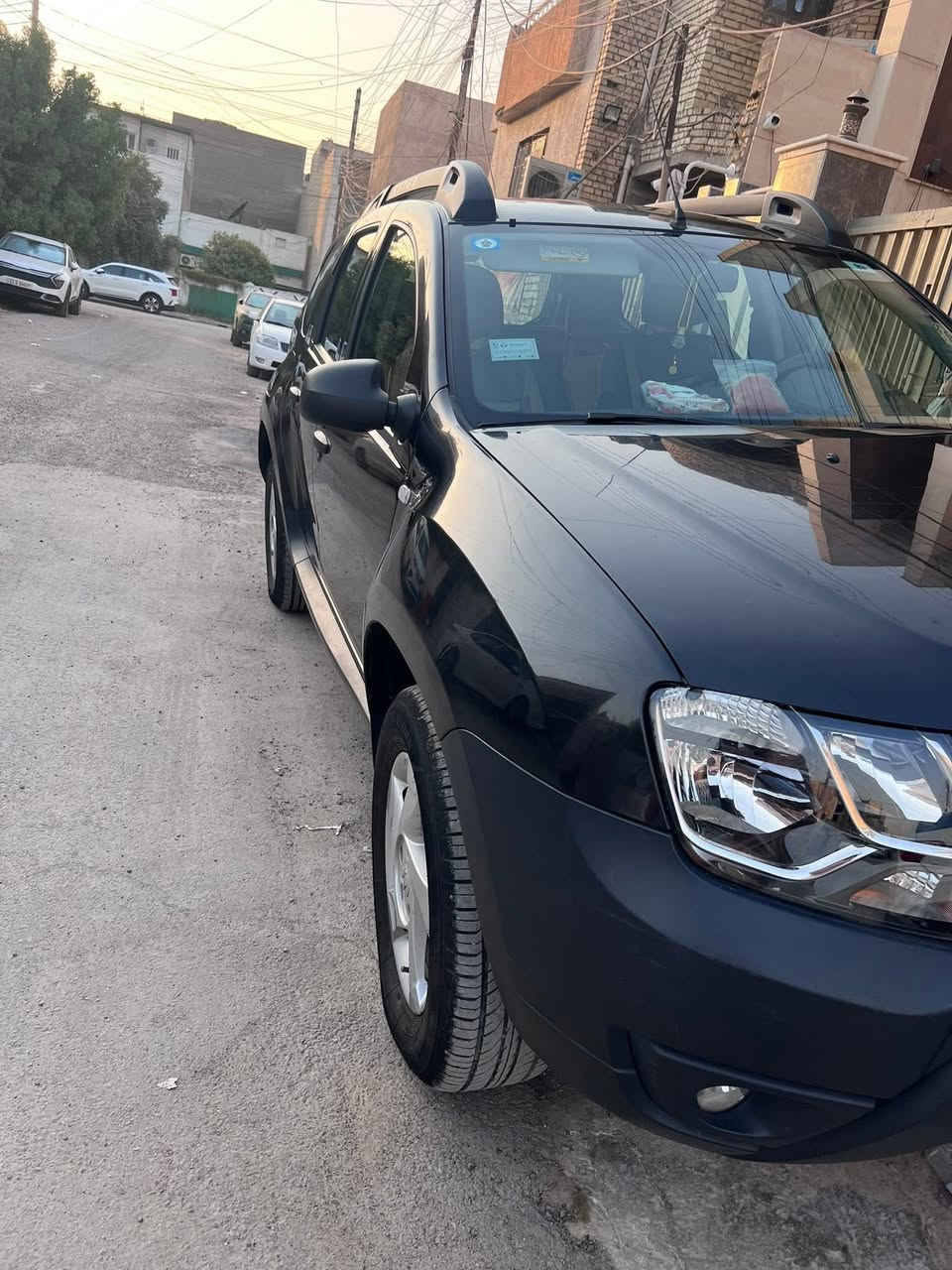 السلام عليكم
للبيع سيارة رينو داستر 2018/ ماشيه33 الف /محرك 2000  /كير at المرغوب /سيارة مكفوله تبريد وكير ومحرك  / وبيه فقط بارد بصندوق  ويم بك لايت صبغ بجهة الايمن على كد شبر 

السعر 105وبيها مجال 

العنوان بغداد

للاستفسار متواجد وتساب***********
