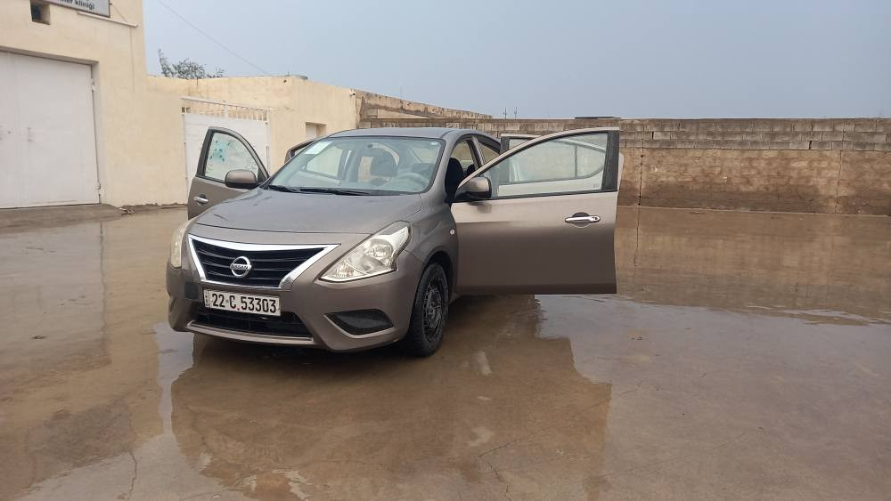 نيسان صني هندي ٢٠١٩ كير محرك بشرط تبريد تدفئه بشرط بدون صبغ بس جاملغ سكن أمامي بارد مع صندوق تحت رقم تعديل 
للإستفسار يمكنكم تواصل على الرقم *********** طوز, صلاح الدين
