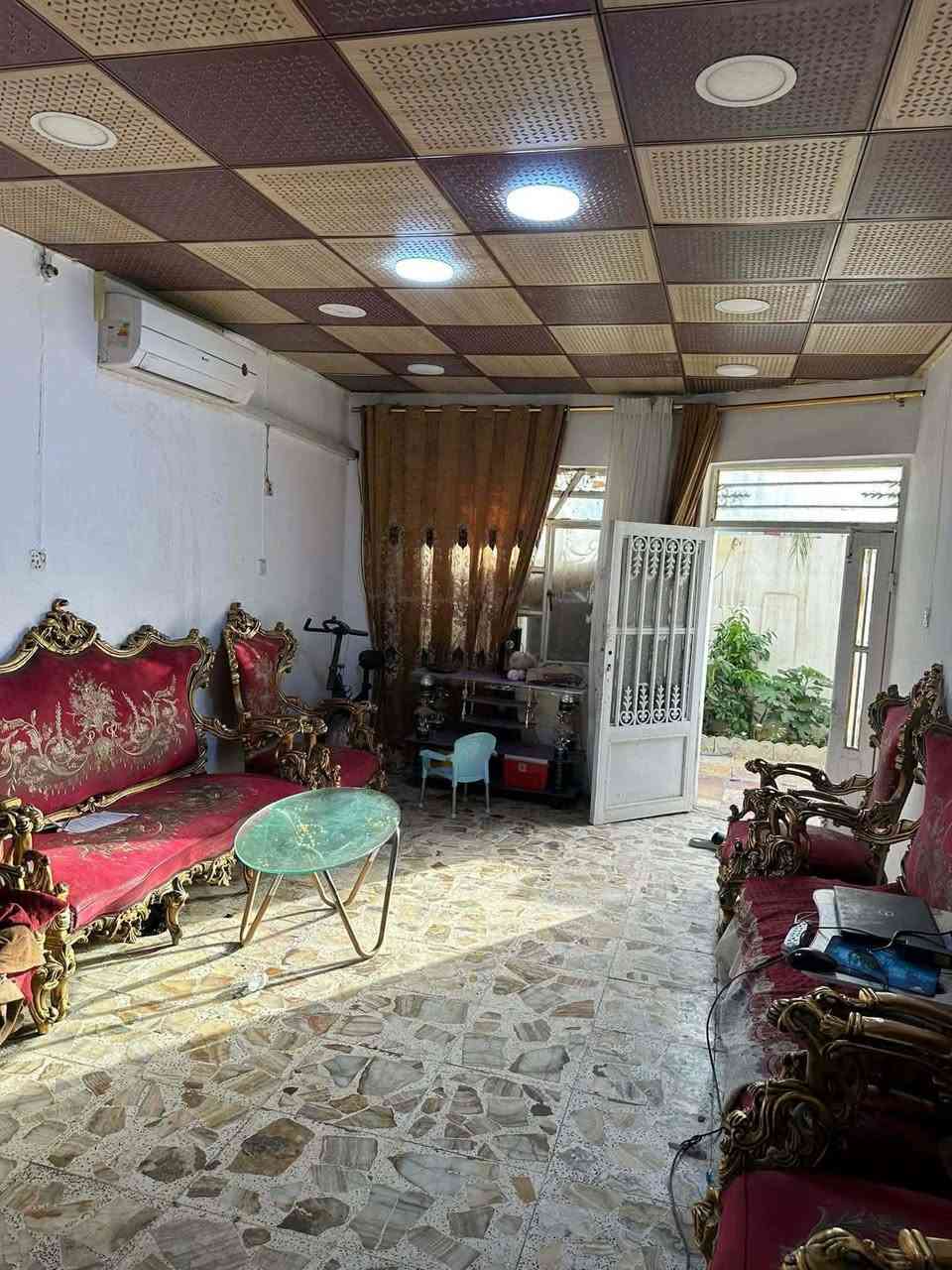 مطلوب المصرف 
يعلن مكتب الشارقة العقار
بيت مطلوب المصرف
البيع بيت نجف حي ميسان شارع قرب شارع عوده
مساحه 120 متر عكاده 
موصفات غرفتين و صاله و مطبخ و ستقبال و صحيات
مطلوب مطلوب 50 مليون
تطلوعه 67 مليون معه المجال
القسط الشهري 450 الف
الاستفسار ***********
