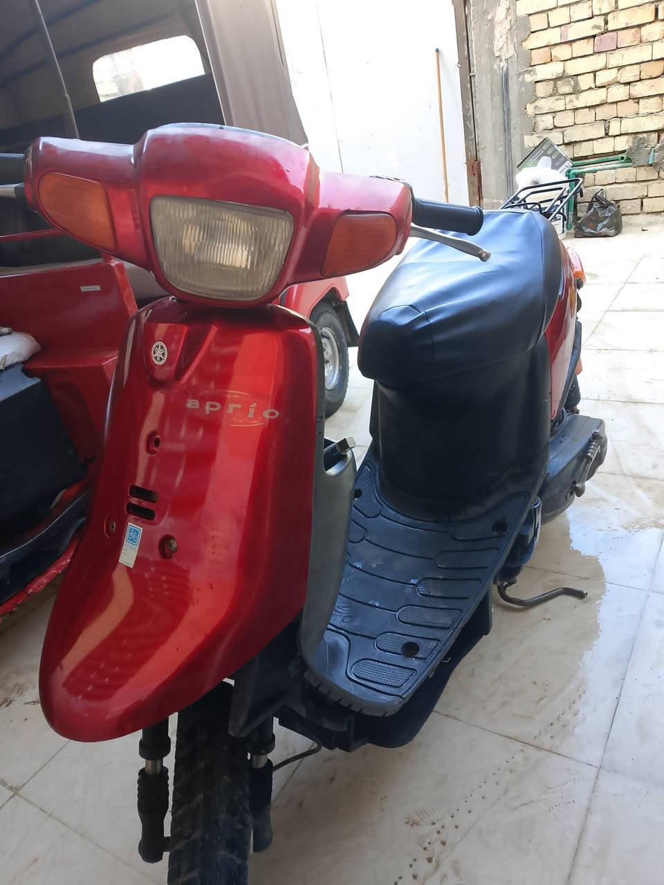 السلام عليكم 
2003 قفل اكسن بيهة مكينه بلكارتون شلع شك كاع ونعومه ومشي كهربائات كله شغاله نقصهة صفاحيتات بس 
مكاني كربلاء حي شهداء سيف سعد 
سعر 300 
***********
