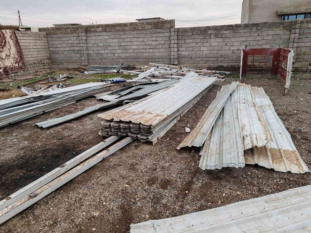 جنكورات للبيع جمله ومفرد كل واحد سته متر مستعمل رقم الموبايل ***********
