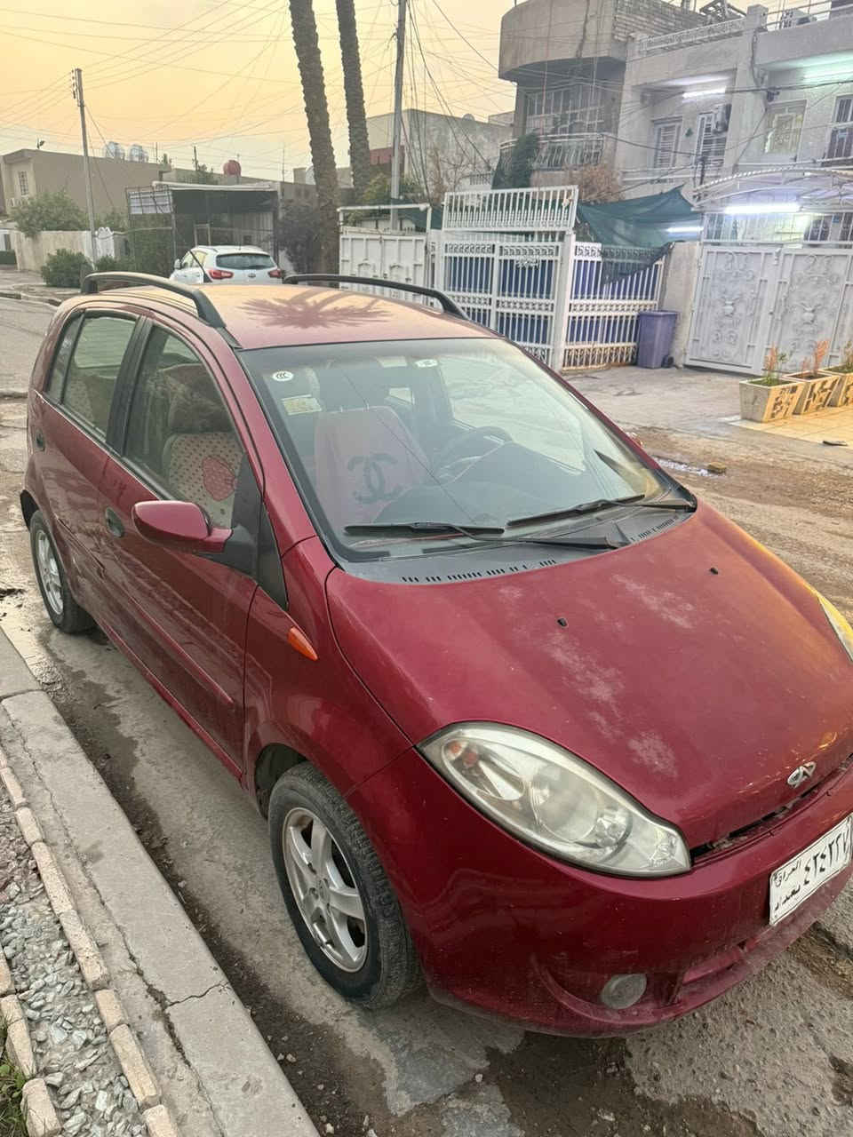 🔥 للبيع – شيري A1 نظيفة استخدام قليل جداً 🔥
(موديل 2013)
📍 الموقع: بغداد – حي البنوك  
📄 رقم بغداد القديم وباسمنا (نقل مباشر)

✅ الممشى: 37 ألف كم فقط  
✅ محرك وگير مكفولات مية بالمية
✅ استخدام قليل (سيارة بيت)  
✅ بيها نقوصات بسيطة بالشكل لا تؤثر على الاستخدام  

السيارة اقتصادية جداً بالبنزين ومناسبة للدوام أو البيت

💰 السعر: 32 ورقة وبيها مجال  
📞 للاستفسار: ***********  
متواجد واتساب او اتصال مباشر ومية هلا
