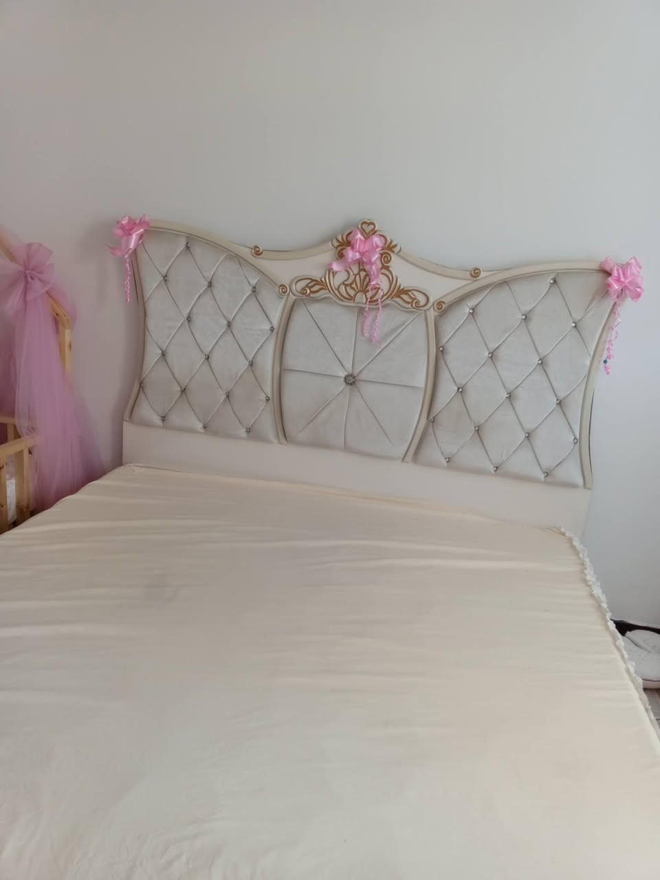 سلام و علیکم ئەم تاخمەمان هەیە بۆ فرۆشتن تازەیە دارەکەشی زۆر باشە نرخی 500هەزارە


**إذا كنت صاحب هذا الإعلان وتريد حذفه لأي سبب، رجاءا أرسل رسالة إلى الدعم الفني**