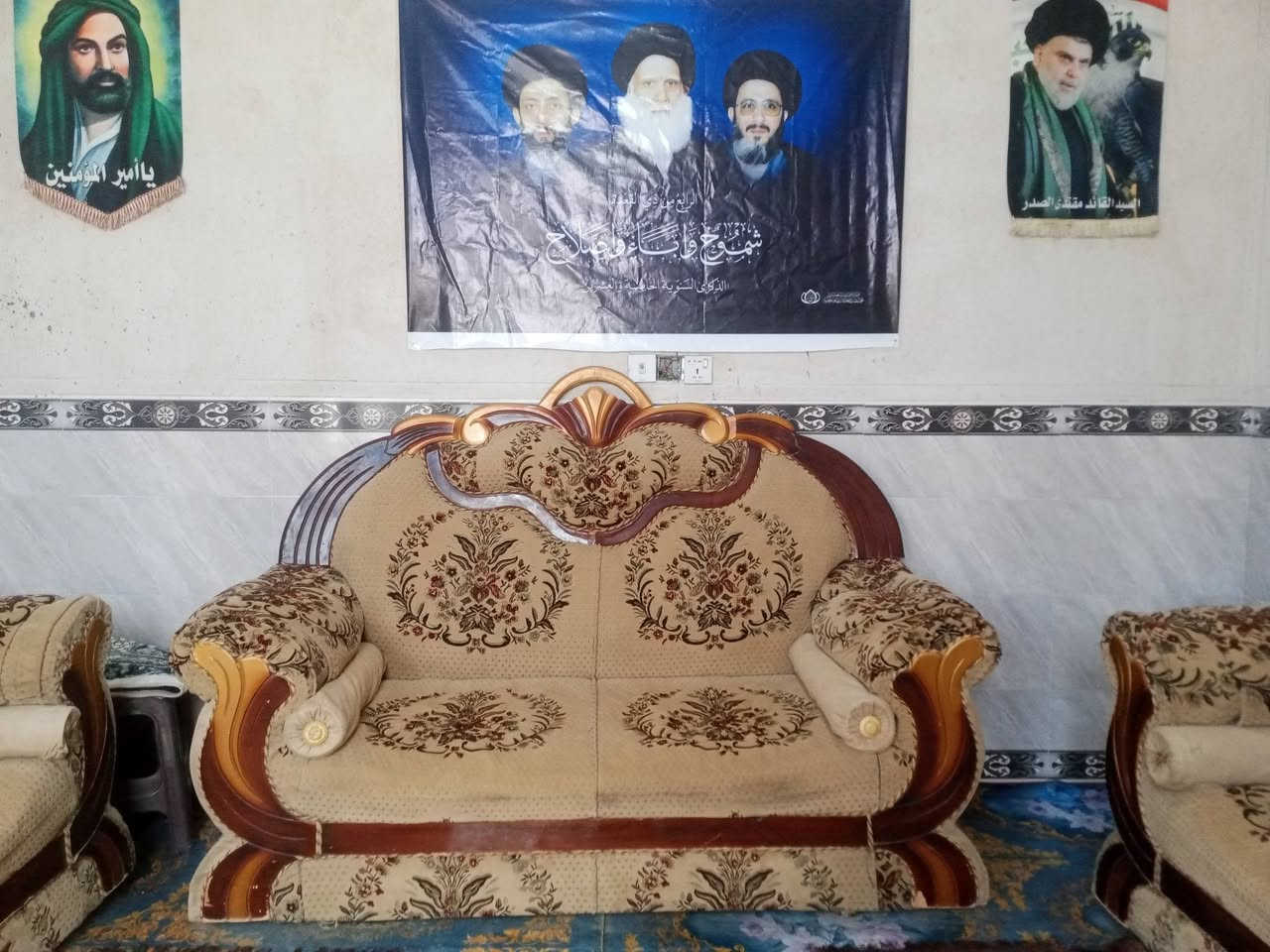 للبيع بسعر ١٨٠ وبيه مجال قليل جدا مكاني القاسم الاتصال ***********
