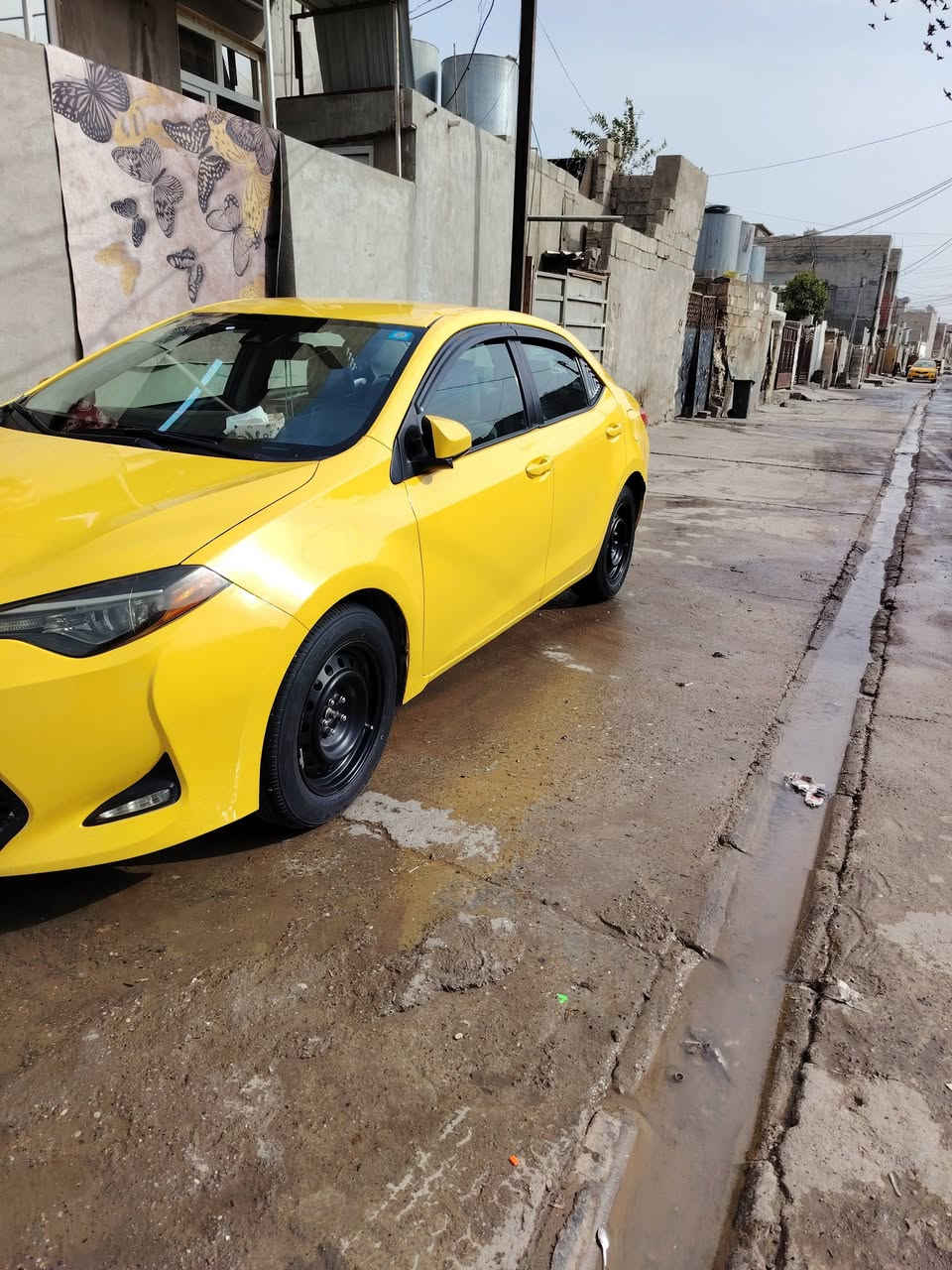 السلام عليكم كورلا ١٩ للبيع السعر ١٤٠ وبيها مجال ابيها منضومه غاز العنوان كركوك تعال شوفها بعينك التصال على رقم ***********
