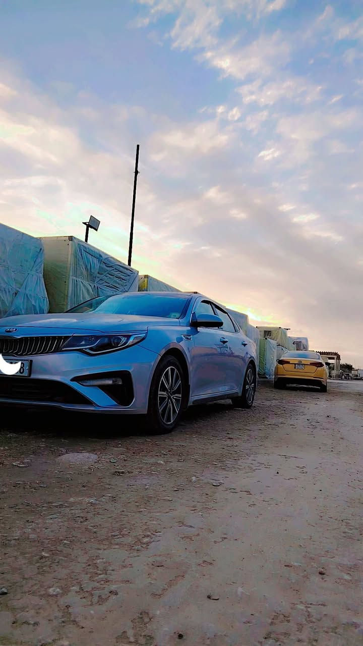 السلام عليكم:
كيا اوبتيما موديل 2022 وارد كوري غاز اصل محرك 2000 رقم قادسيه انگليزي سنويه مجدده السياره مكفوله من كلشي تبريد تدفئه تحكمات شاشه كامرا رادار السياره ماشيه 43 
السعر 187 وبيهه مجال
مكاني ديوانيه الاستفسار الاتصال على الرقم. :
***********
