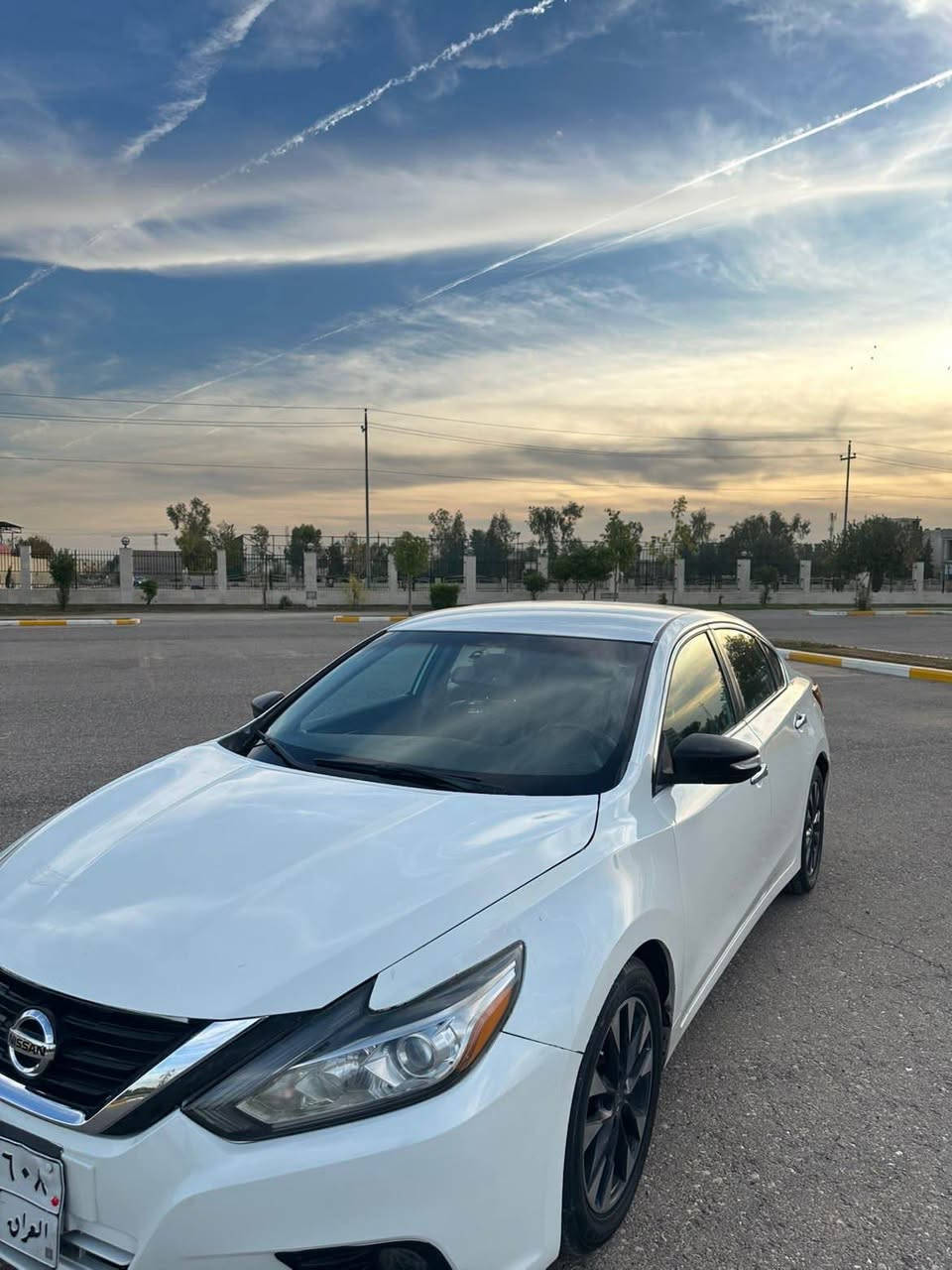 سلاو رێز نیسان ئالتیما مۆدێل ٢٠١٨ فول مواصەفات SL تەنها سلاید نیە کوشن جلد و هیتەر و کارەبایی و سوکان هیتەر جام ئۆتۆ دەرگا بەسمە شەخال ئاوێنە ئیشارەت و رادار و تەبرید مەرکەزیو ئۆتۆیە سەماعە بۆس وە زۆر مواسەفاتی تر   ٣ پارچةي پيشي بؤياغة دوو جاملغ و بؤنيد ئيرباكي تةنها سوكان سيستةمة بةطانةي لاي سايةق كةميك بؤياغة شانصي نةگرتوة بةشةرت يةك تةعديلي بچوك لة چاملغي لاي سايةق پشتةوة هةية …. هةموو تةفاسيلةكانم نوسيوة لةوة زيتار هيجي تري نية سةيارةكة زور جائزة و مةصروفي نية تاخم تايةي نويية و سپي سةدةفة زؤر نمونةية 
نرخي زور مناسبة و مةجاليكي كةمي تيداية 
*********** ئةوة ژمارةي خاوةني سةيارةية بؤ هةر پسيار و پيشنيياريك
سوپاس 

1N4AL3AP1JC192799 أربيل, العراق
